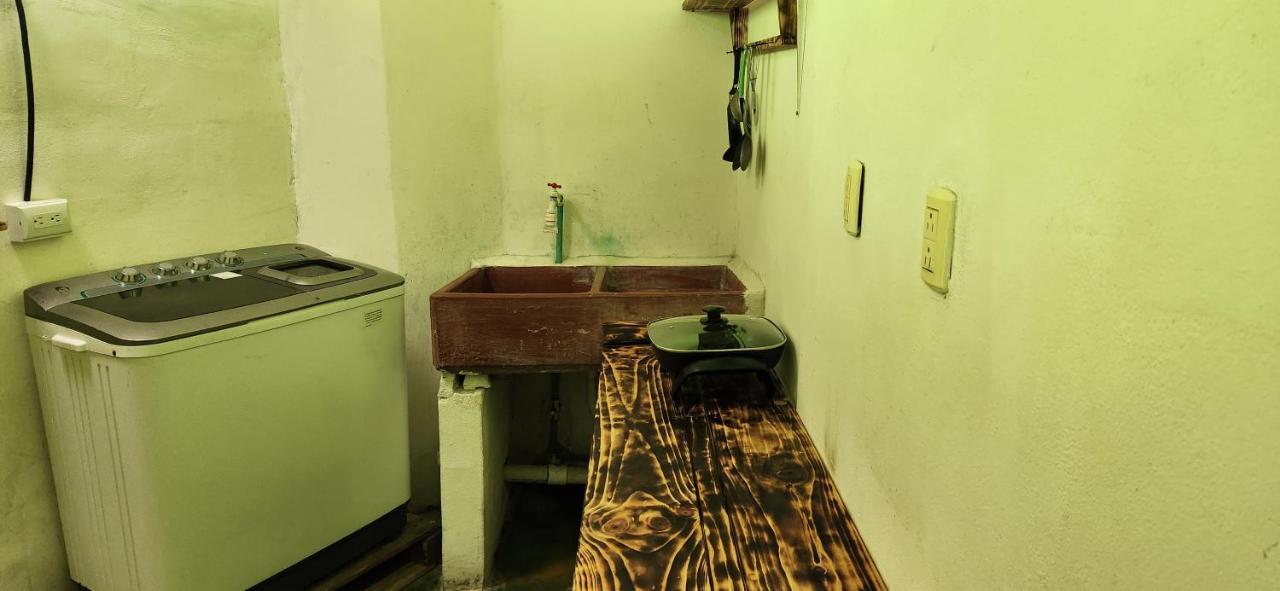 Alba Rent 2 Hotel Quepos Kültér fotó